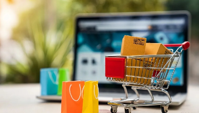 How Do Year-End Sales Benefit the E-commerce Sector?